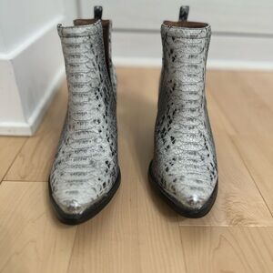 Snakeskin Pattern Ankle Boots